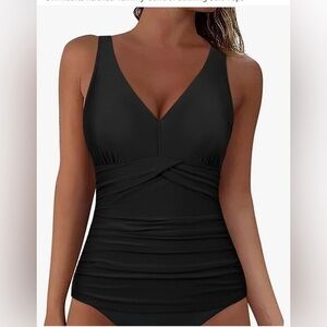 Women's Underwire One Piece Swimsuits Twist Front Ruched Tummy Control Black M